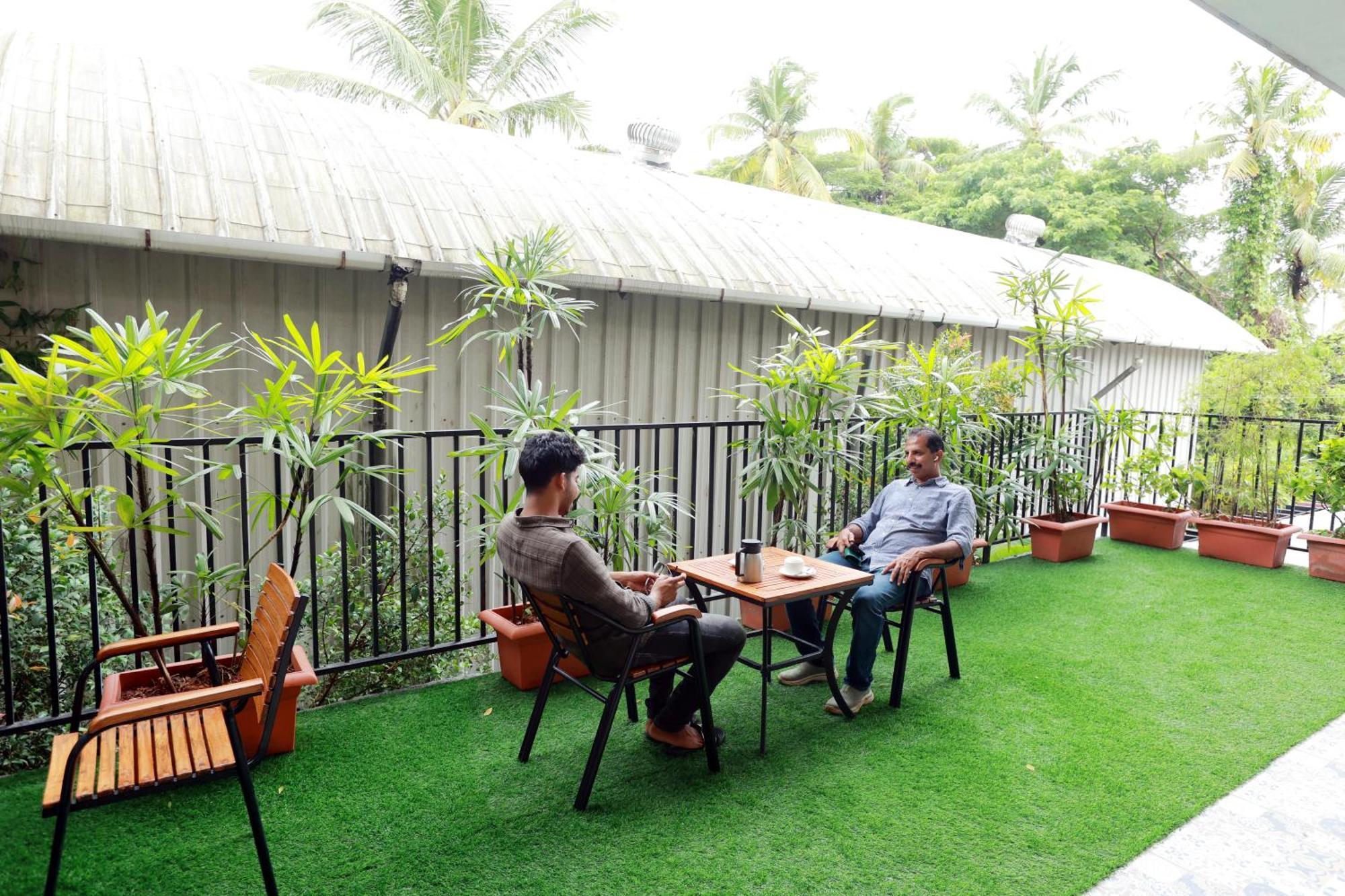 מלון Kochi Cmk Habitat Centre מראה חיצוני תמונה